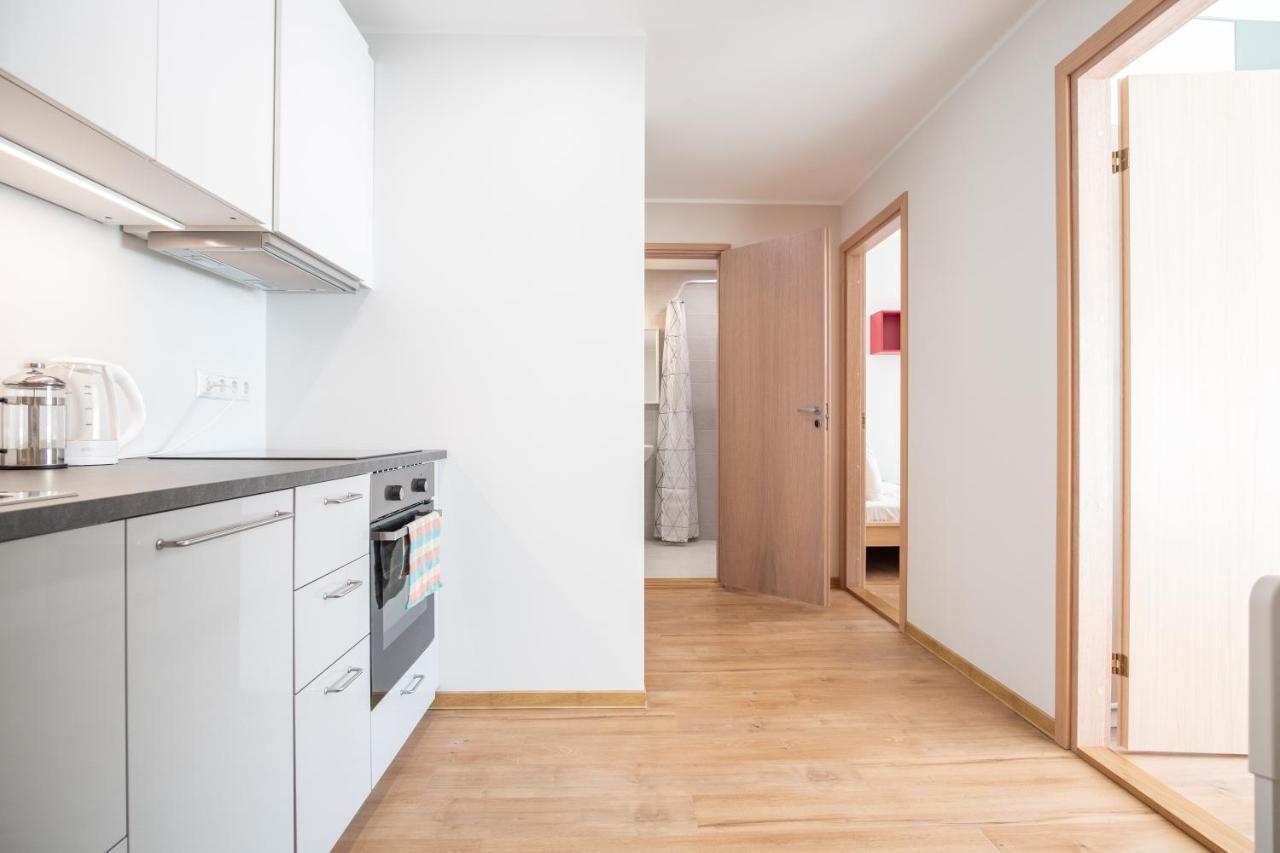 Spacious Mustamaee Apartments - Free Parking ทาลลินน์ ภายนอก รูปภาพ